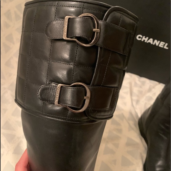 Vintage Chanel boots - Picture 5 of 6